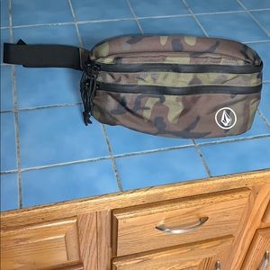 Volcom cross body bag